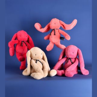 Méloé Kanin, Rose Bubble Gum 56 cm 