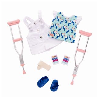 OG Deluxe Dukketøj, på krykker*