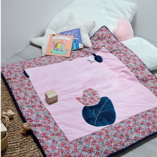 BOH&#039;AIME - Hjort kravlegårdstæppe 100 x 100 cm