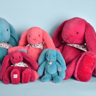 VEDH&AElig;NG DOUDOU - Blomsterkanin, Turkis 18 cm