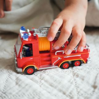 Crazy Motors, Captain Fire