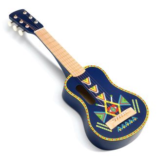 Guitar i træ