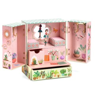 Smykkeskrin med musik, Den hemmelige have